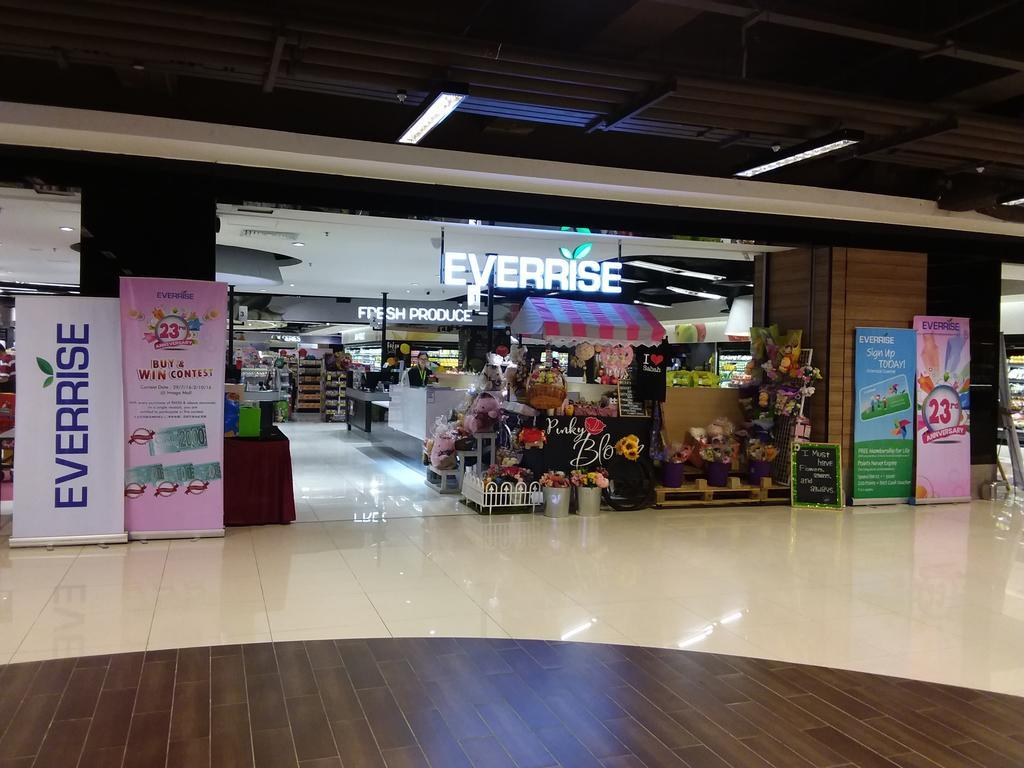 Comfort Loft City Centre @ Imago Shopping Mall Kota Kinabalu Exterior photo